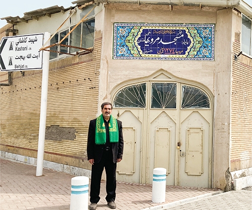 چکش بی پولی بر سر مسجد تاریخی