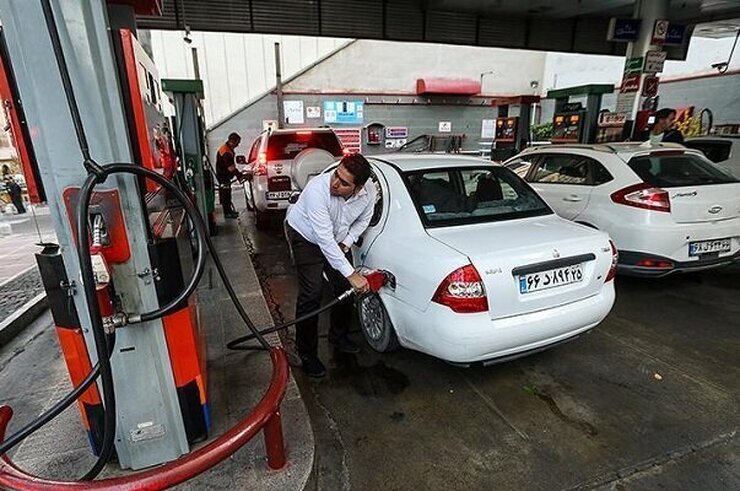 آیا افزایش قیمت بنزین دلیل شلوغی جایگاه‌های سوخت است؟