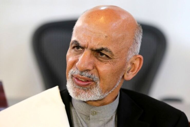 اشرف غنی کمتر از یک میلیون دلار از افغانستان خارج کرده است