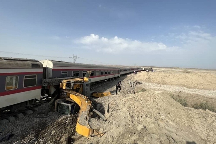 اعزام قطار به خط راه آهن مشهد-یزد از فردا آغاز می‌شود
