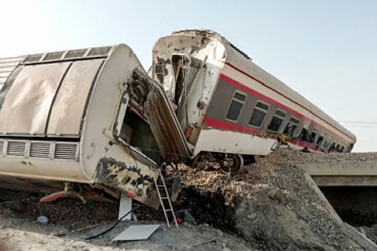 فوتی‌های حادثه قطار مشهد - یزد ۱۴ تن بودند + فیلم