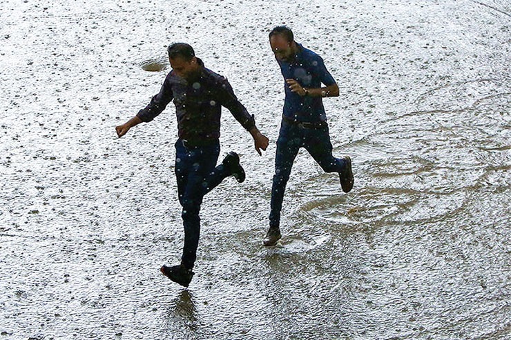بارش شدید باران در مشهد و مشکلات پس از آن