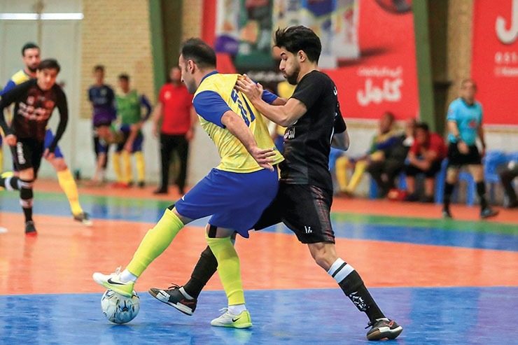 شرایط متفاوت دو تیم لیگ‌برتری فوتسال مشهد در آستانه شروع مسابقات
