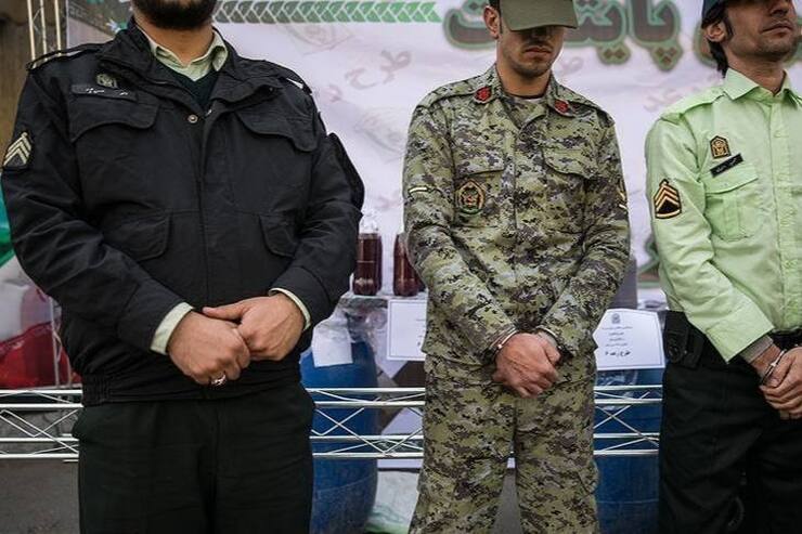 ماموران قلابی که از مهاجران افغانستانی اخاذی می‌کردند، دستگیر شدند