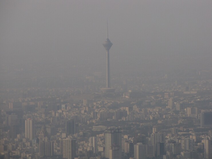 شاخص آلودگی هوای پایتخت به‌شدت در حال افزایش است| استاندار ادارات را تعطیل کند