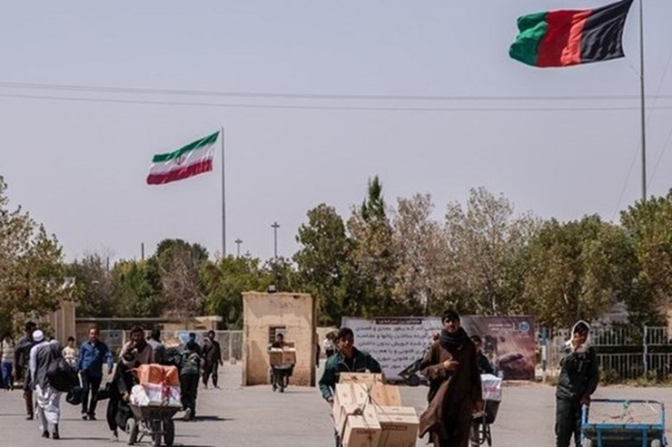مسئولان مرزی ایران و افغانستان با یکدیگر دیدار کردند