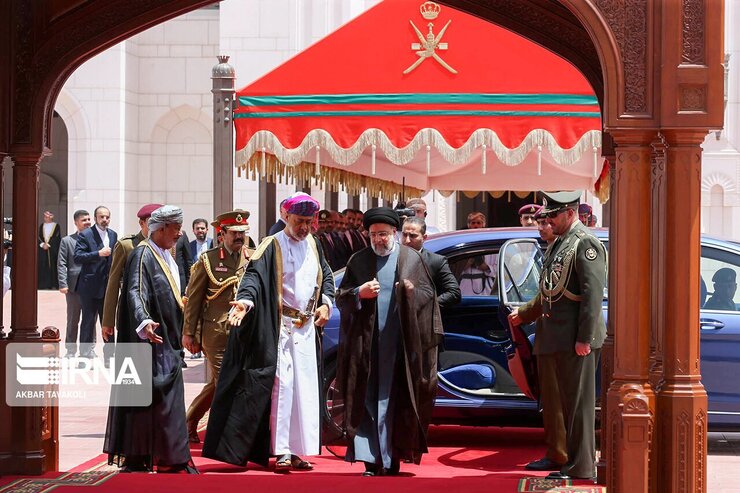 آیا بین رفع اختلافات در مذاکرات وین و سفر رئیسی به عمان ارتباطی وجود دارد؟