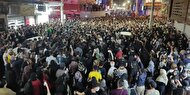 تجمع مردم آبادان در عزای جان‌باختگان حادثه متروپل + فیلم