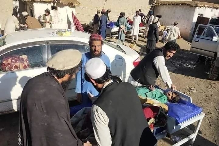 نزدیک به ۱۰۰۰ جان باخته در زلزله امروز افغانستان