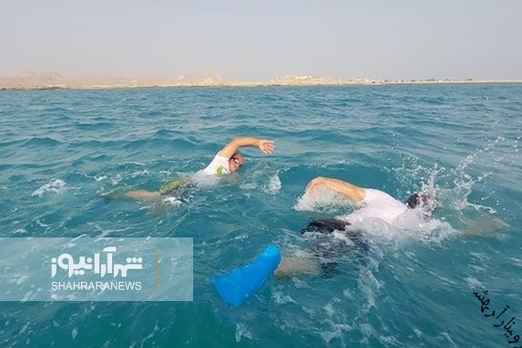 شنای ۳۰ شناگر جانباز در سالروز حمله آمریکا به هواپیمای مسافربری ایرانی + تصاویر