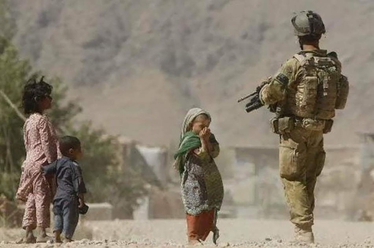 وزیر دفاع استرالیا به ارتکاب جنایت جنگی در افغانستان اعتراف کرد