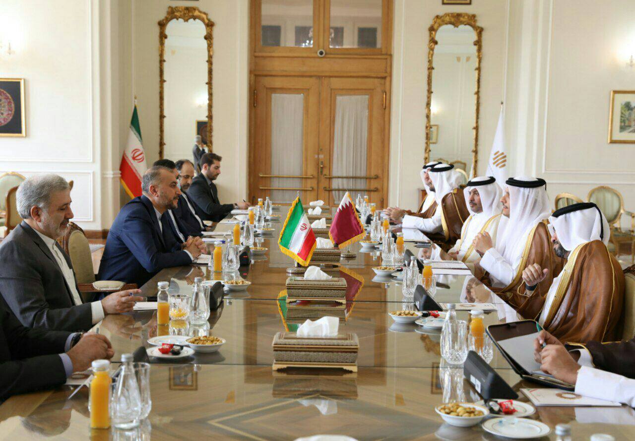 استقبال امیرعبداللهیان از وزیر خارجه قطر در تهران+ فیلم و عکس