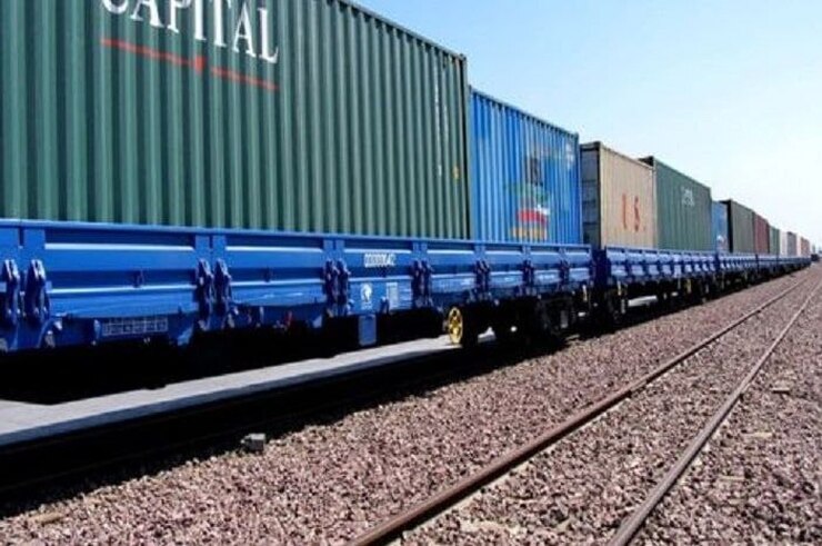ورود اولین قطار ترانزیت کانتینری روسیه به هند از مرز ریلی سرخس به ایران