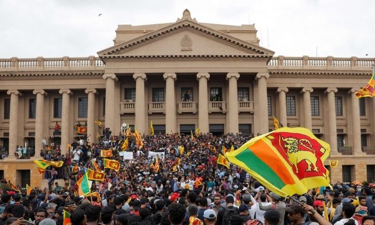 پارلمان سریلانکا استعفای رئیس‌جمهور این کشور را پذیرفت| فرار رئیس‌‎جمهور با هواپیمای سعودی