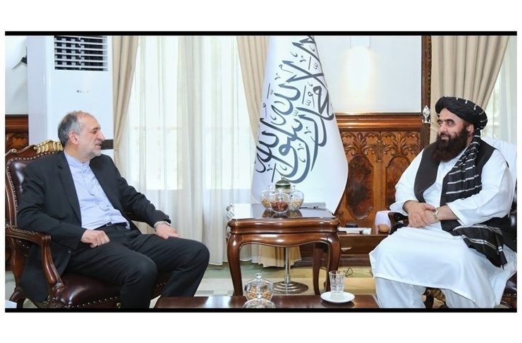 سفیر ایران در دیدار با امیرخان متقی: امنیت و ثبات در افغانستان به‌نفع منطقه است
