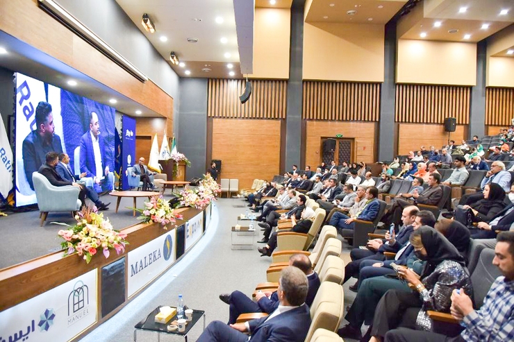 نخستین کنفرانس ملی پرواز با هدف بررسی نقش استفاده از فناوری در بازار سفر در مشهد برگزار شد