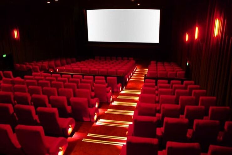 آخرین آمار فروش سینما‌های کشور | «علفزار» پرفروش‌ترین فیلم یک ماه اخیر