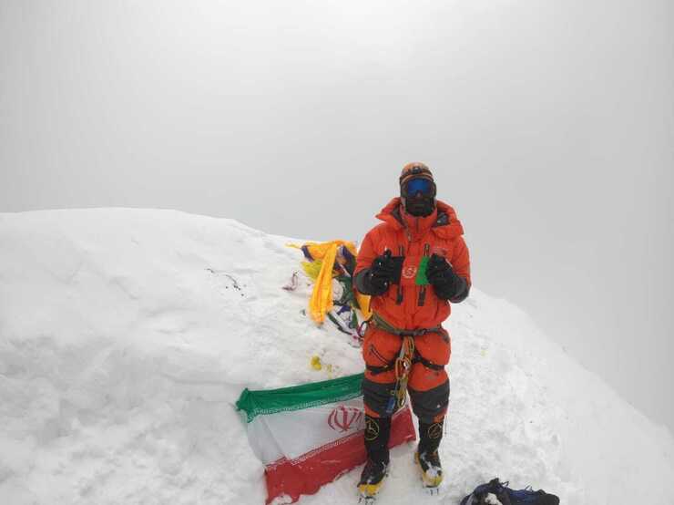 کوهنورد ایرانی در گفت‌وگو با شهرآرانیوز: پرچم افغانستان را به دومین قله مرتفع جهان بردم