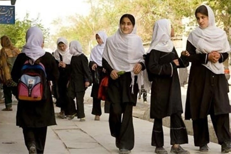 طالبان: محدودیت‌های فرهنگی تنها مشکل برای رفتن دختران به مدرسه است