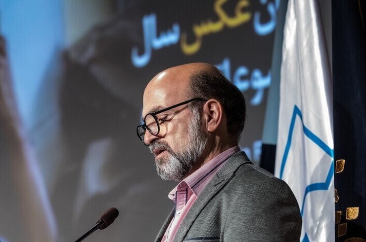 حمید سبحانی برنده ششمین دوره نشان عکس سال مطبوعاتی ایران شد|تراژدی مجسمه فردوسی