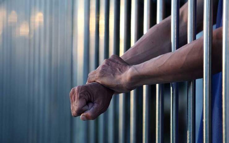 رئیس سازمان زندان‌ها: دستمزد زندانیان شاغل ۳۰ درصد افزایش یافت