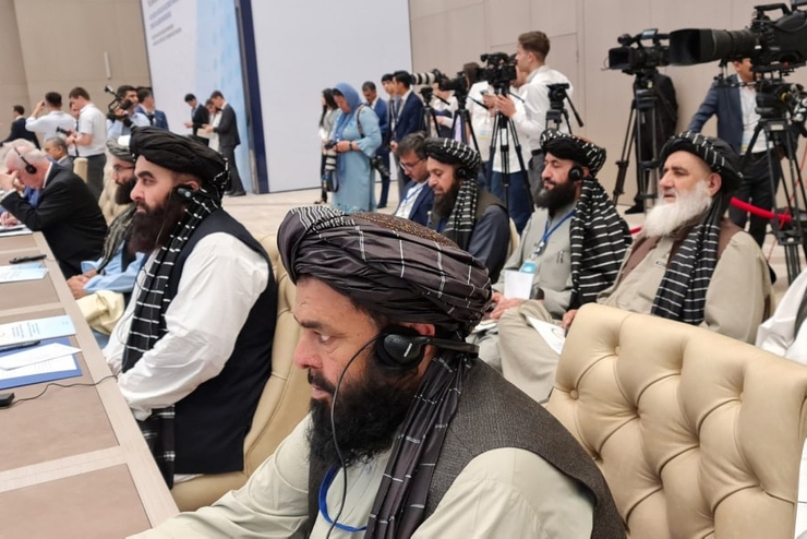 وزیر خارجه طالبان در تاشکند: تحریم آمریکا یکی از عوامل فقر در افغانستان است