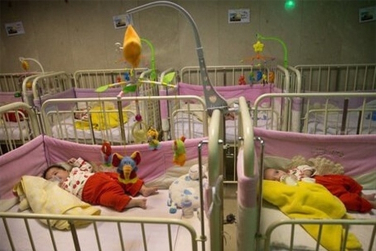 آخرین وضعیت ۲ نوزاد رهاشده در شهرری و میدان ونک | یک نوزاد رهاشده معلولیت دارد + عکس