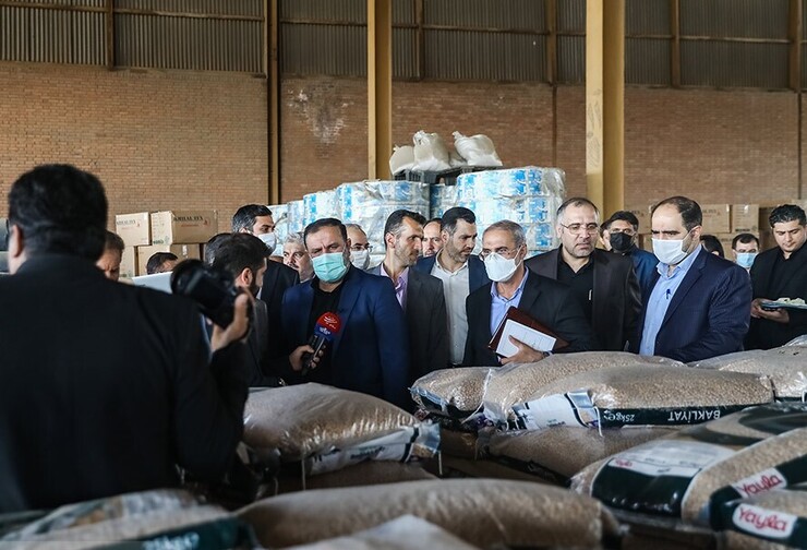 اقدام عملی دادستانی تهران در تعیین‌تکلیف اقلام بلاتکلیف در انبار گمرکات| ۱۵۰۰ تن کالای منقضی‌شده در گمرک امحا شد