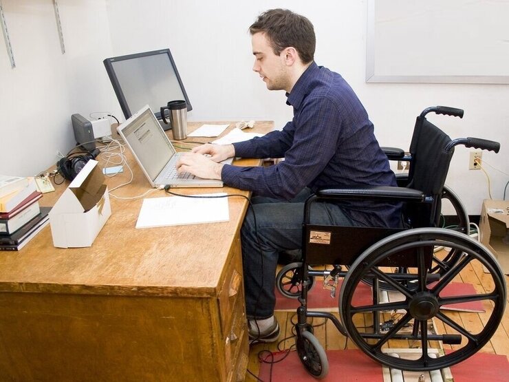 آزمون استخدامی ویژه معلولان؛ رقابت میان افراد دارای معلولیت خواهد بود