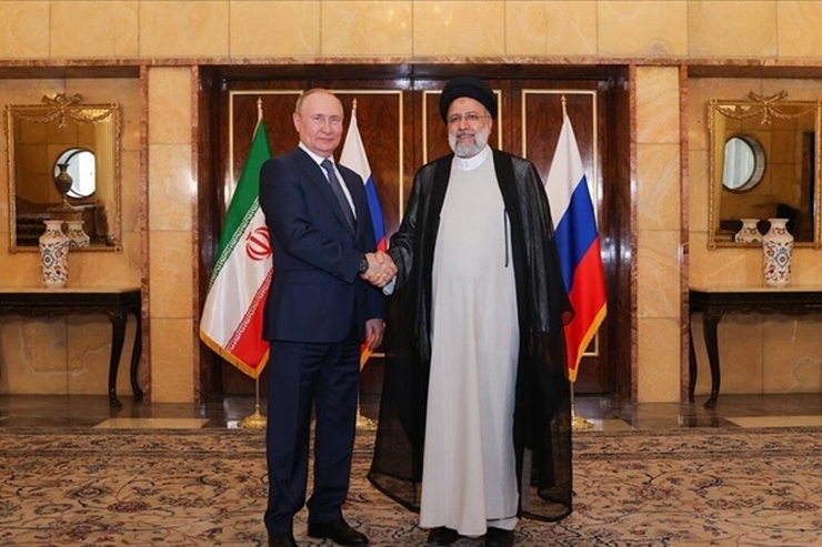 پوتین: بر تهاجم اقتصادی غرب غلبه کردیم | تحریم‌ها، روسیه را به ایران نزدیک‌تر می‌کند