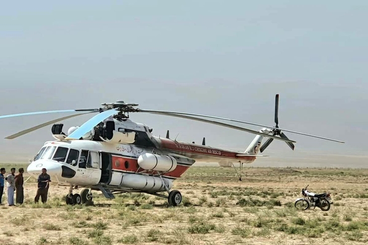 فرود اضطراری هلیکوپتر نمایندگان مجلس در نزدیکی درگز