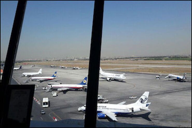 باطل شدن سه پرواز در فرودگاه شهیدهاشمی نژاد| سرگردانی مسافران در فرودگاه مشهد+ عکس