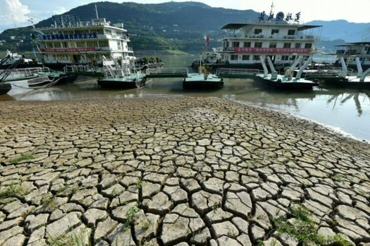 ویدئو| خشک شدن رود یانگ تسه سومین رودخانه بلند و پرآب چین