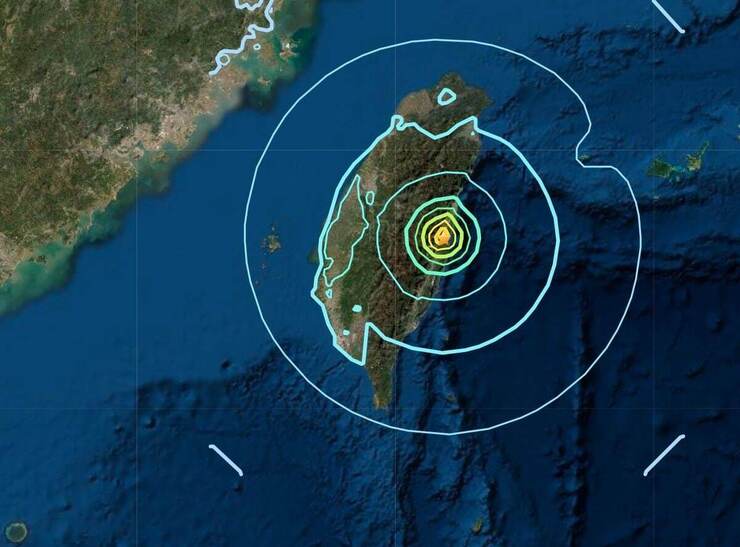 زلزله ۷.۲ ریشتری در تایوان + تصاویر لحظات اولیه و خسارات