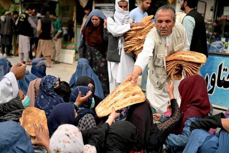 گزارش ناامید کننده گاردین از وضعیت فقر و گرسنگی شدید در افغانستان