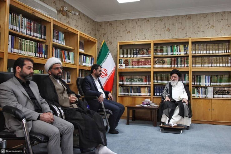 دیدار شهردار مشهد با آیت‌الله علم‌الهدی در آستانه اربعین حسینی+ عکس