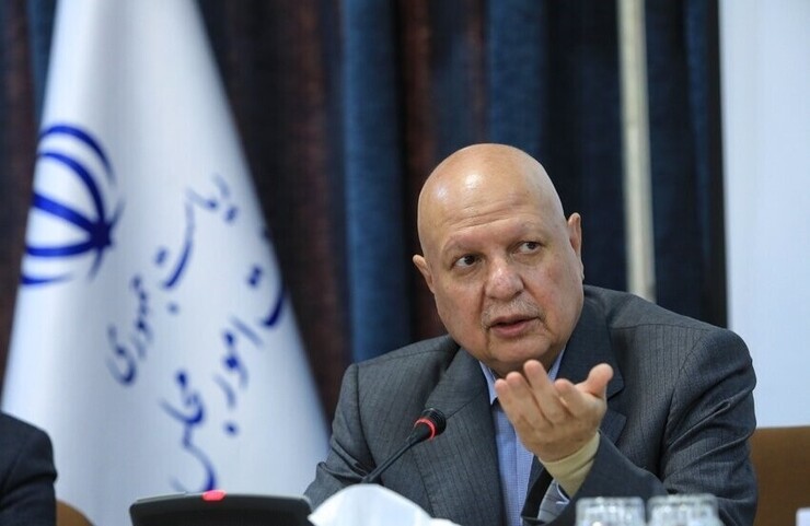 معاون رئیس‌جمهور گفت: برخی می‌گفتند خزانه خالی، اما دولت را با ۱۴۰۰ هزار میلیارد تومان بدهی تحویل گرفتیم، البته با تمرکز بر درآمد‌های پایدار توانستیم بدون استقراض از بانک مرکزی بالاترین پرداخت تاریخ کشور در بخش عمرانی را رقم بزنیم.