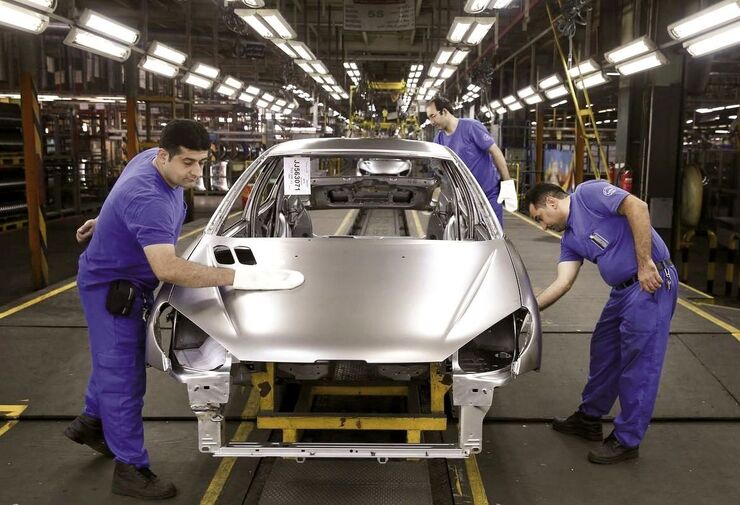 خودروسازان رکورد زدند| رشد ۲۸۳ درصدی تولید خودرو در ۵ ماه نخست امسال