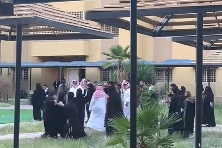 ویدئو | حمله وحشیانه سعودی‌ها به یک یتیم خانه