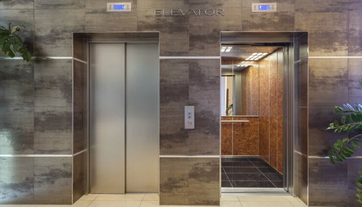 مسئول حوادث آسانسورهای غیراستاندارد کیست؟