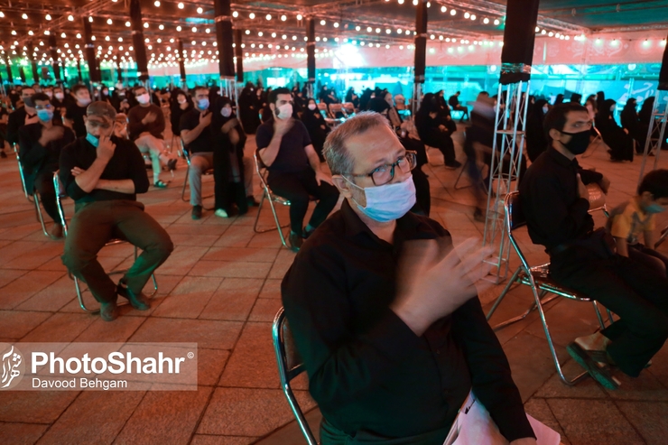 خدمت رسانی به زائران در جوار گلزار شهدای گمنام | اسکان بیش از ۱۵۰۰ نفر در میدان شهدا مشهد