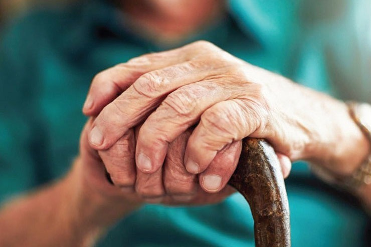 گزارشی از هزینه‌های دوران سالمندی | گرانی کمرشکن هزینه‌های سالمندی