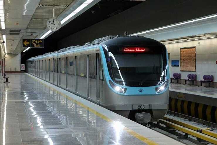 سرویس‌دهی رایگان خطوط قطار شهری مشهد در روز ۱۳ آبان