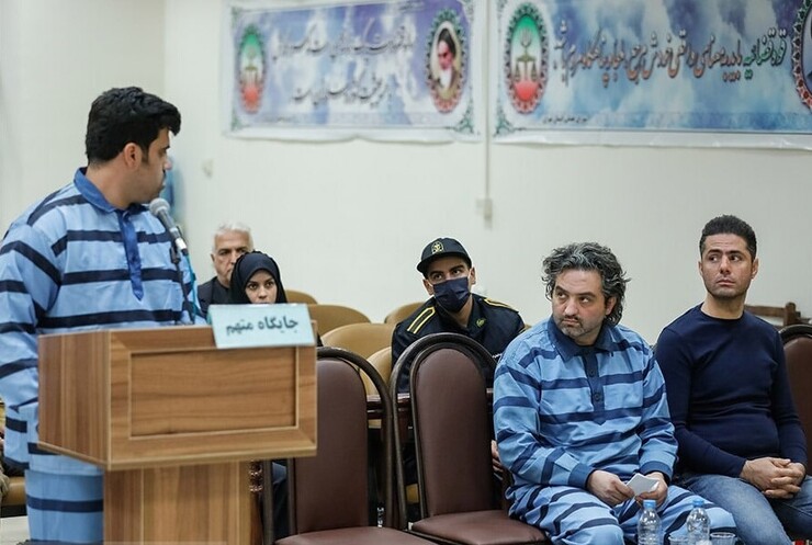 دادگاه رسیدگی به اتهامات اغتشاشگران اتوبان اشرفی‌اصفهانی تهران| متهم: فیلم اغتشاشات را به خارج کشور ارسال‌ می‌کردم