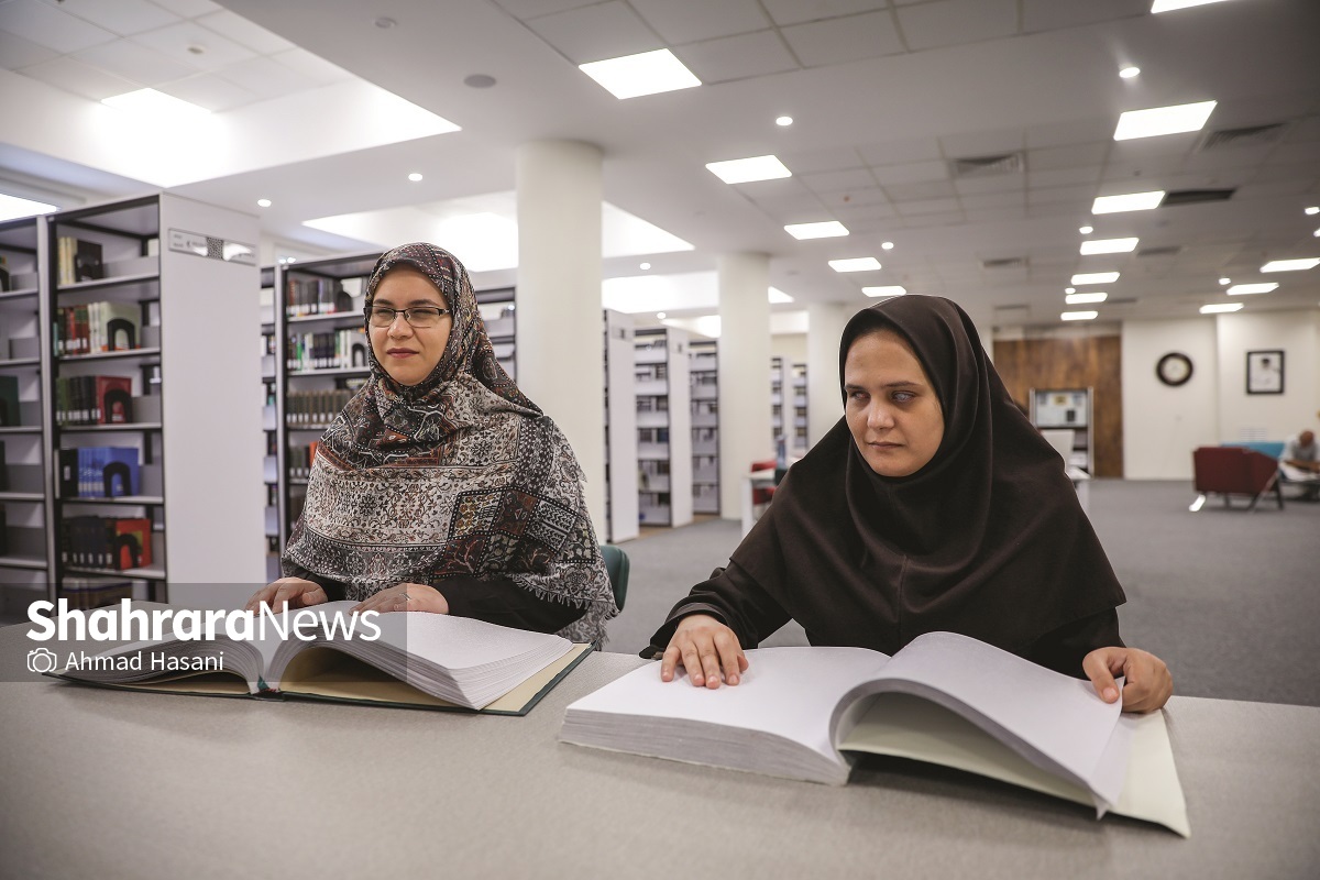 بیش از ۷ هزار عنوان کتاب صوتی ویژه نابینایان در کتابخانه عمومی مشهد
