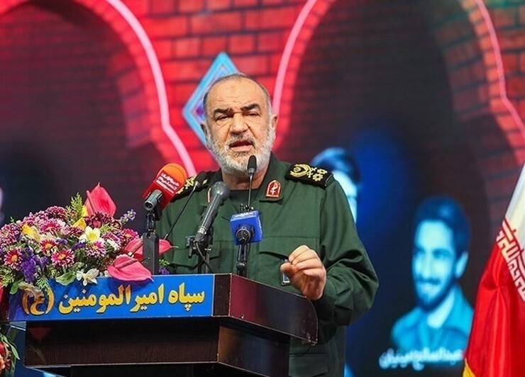 فرمانده کل سپاه: عده‌ای در داخل پژواک صدای دشمن شدند تا فتنه بزرگی را علیه ایران شکل دهند| بر اراده دشمن غلبه کردیم+ فیلم