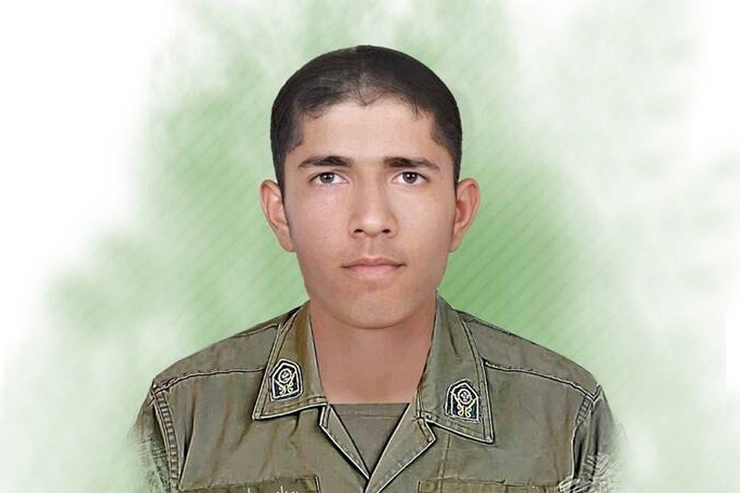 سرباز مدافع امنیت در چشمه زیارت زاهدان به شهادت رسید