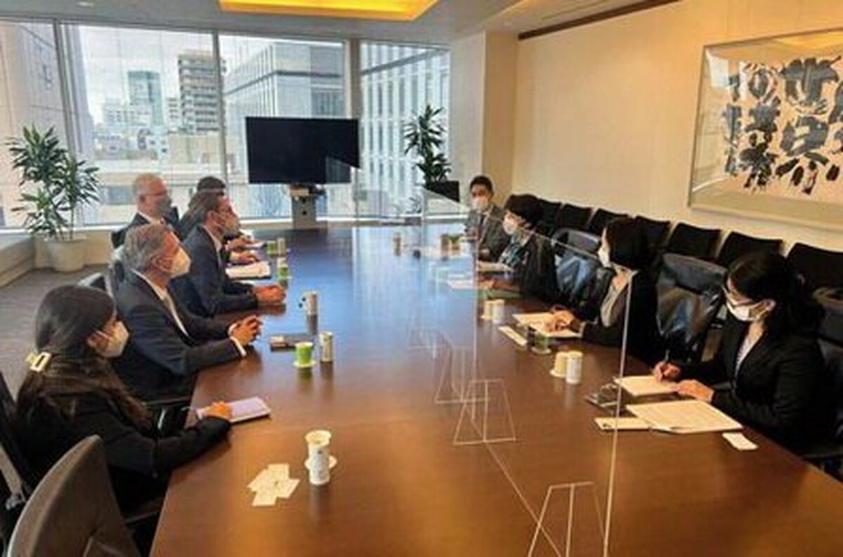 توماس وست با مقام‌های ژاپنی درباره افغانستان دیدار کرد