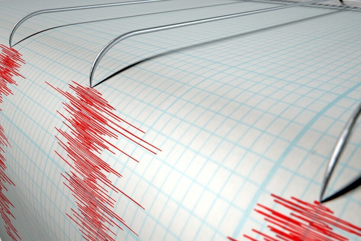 اشتباه فنی در شبکه تلفن همراه کشور | هشدار زلزله جعلی است