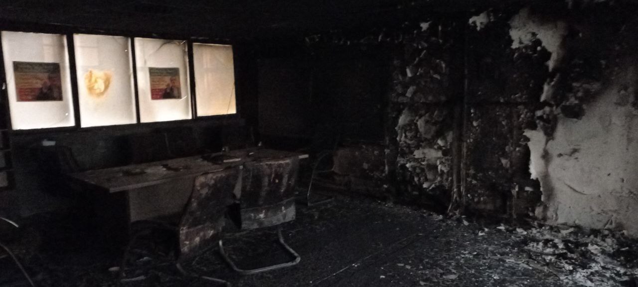 دفتر بسیج دانشجویی دانشگاه شریف در آتش سوخت+ عکس